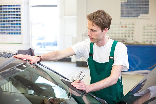 Maximizing Your Protection How Comprehensive Insurance Reduces Auto Glass Repair Costs